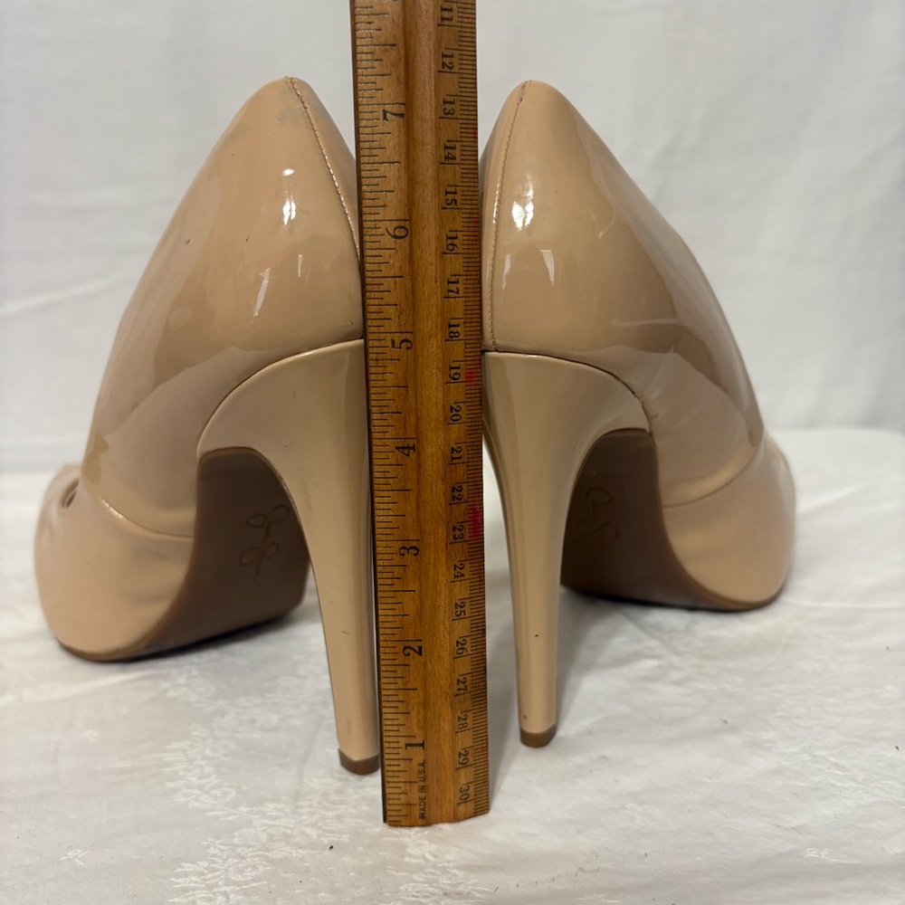 NWT Jessica Simpson Parisah Platform Pumps in a nude patent leather finish - Picture 5 of 11
